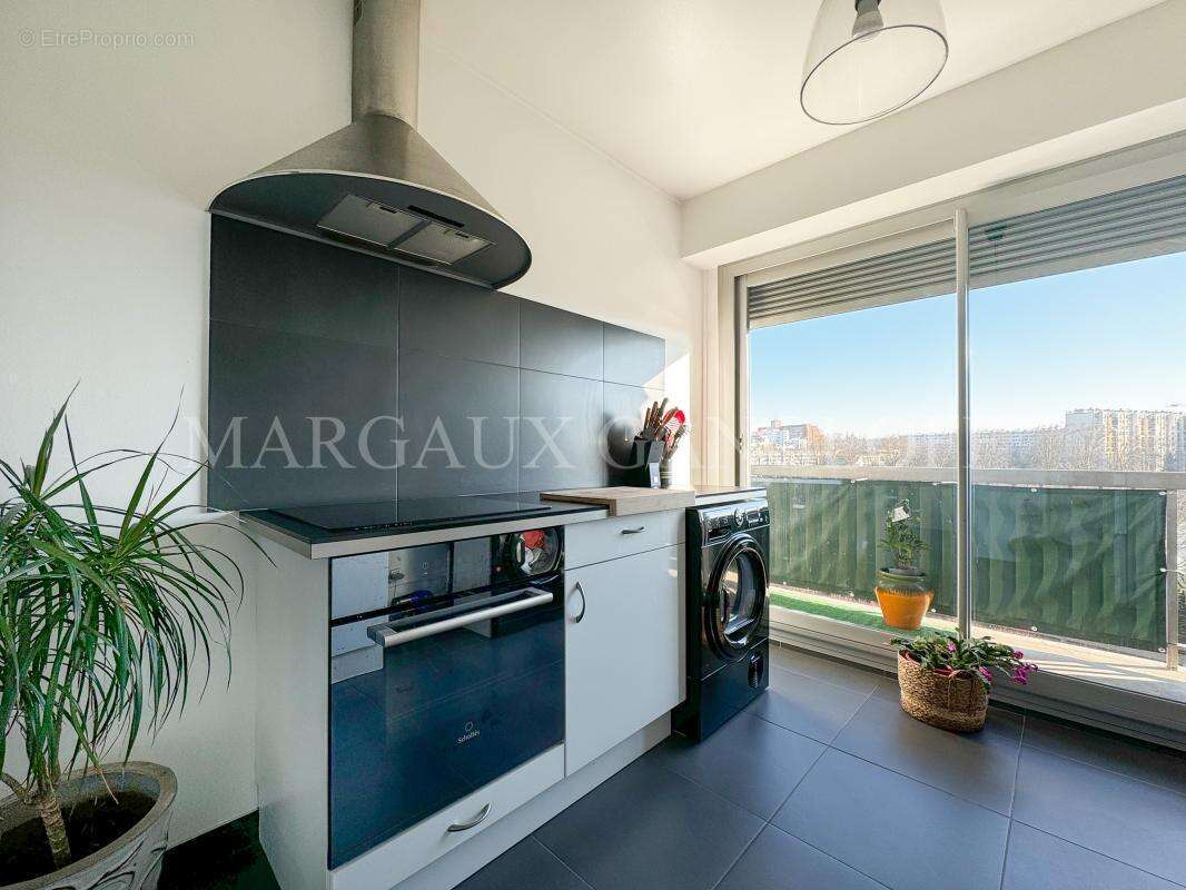 Appartement à ASNIERES-SUR-SEINE