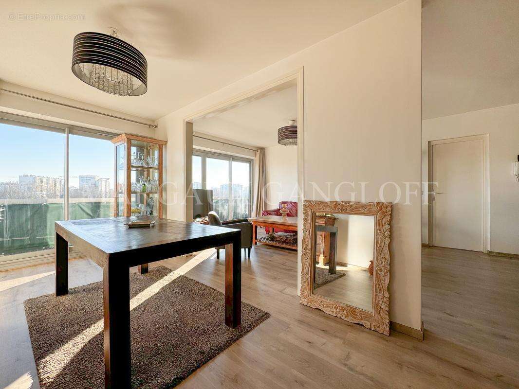 Appartement à ASNIERES-SUR-SEINE