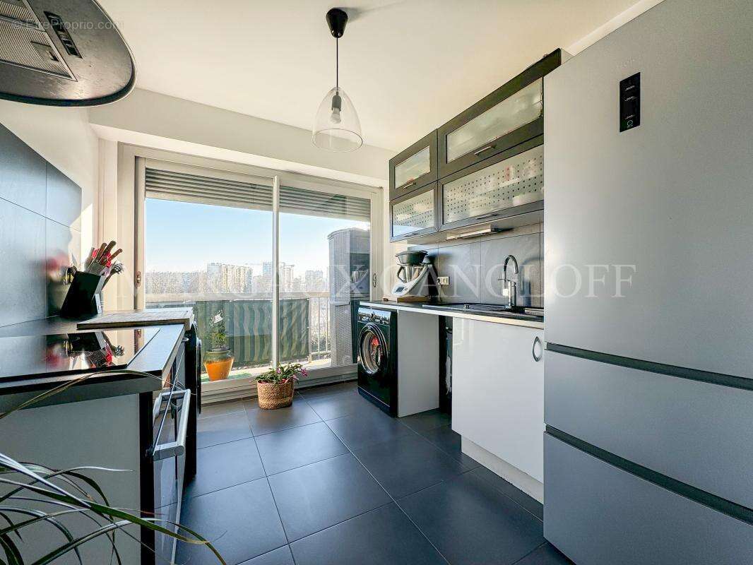 Appartement à ASNIERES-SUR-SEINE