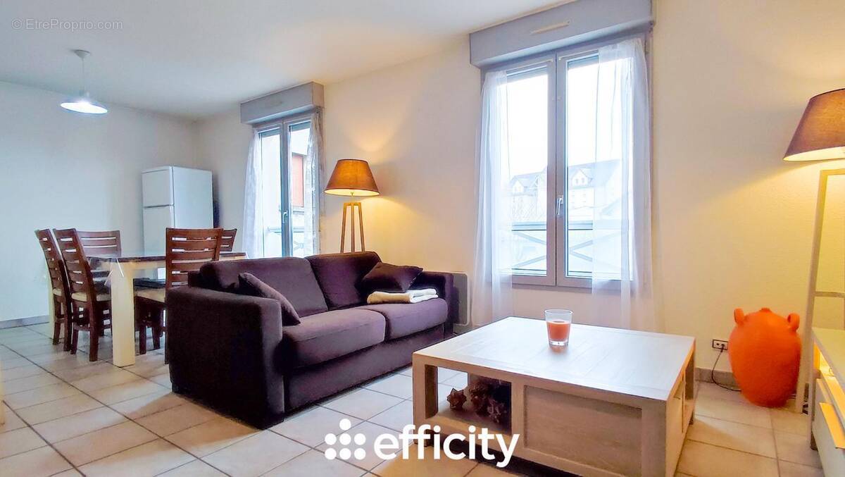 Appartement à LONS-LE-SAUNIER