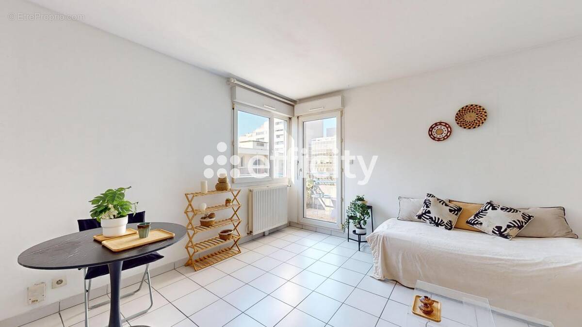 Appartement à VILLEURBANNE