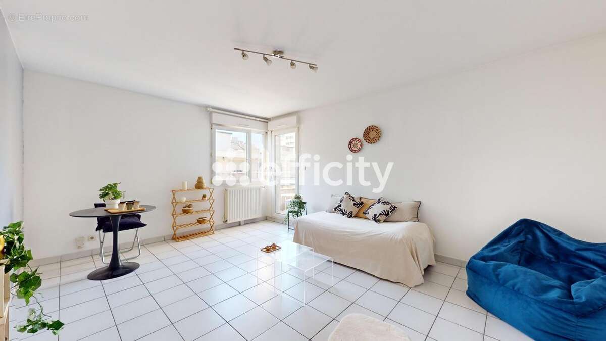 Appartement à VILLEURBANNE