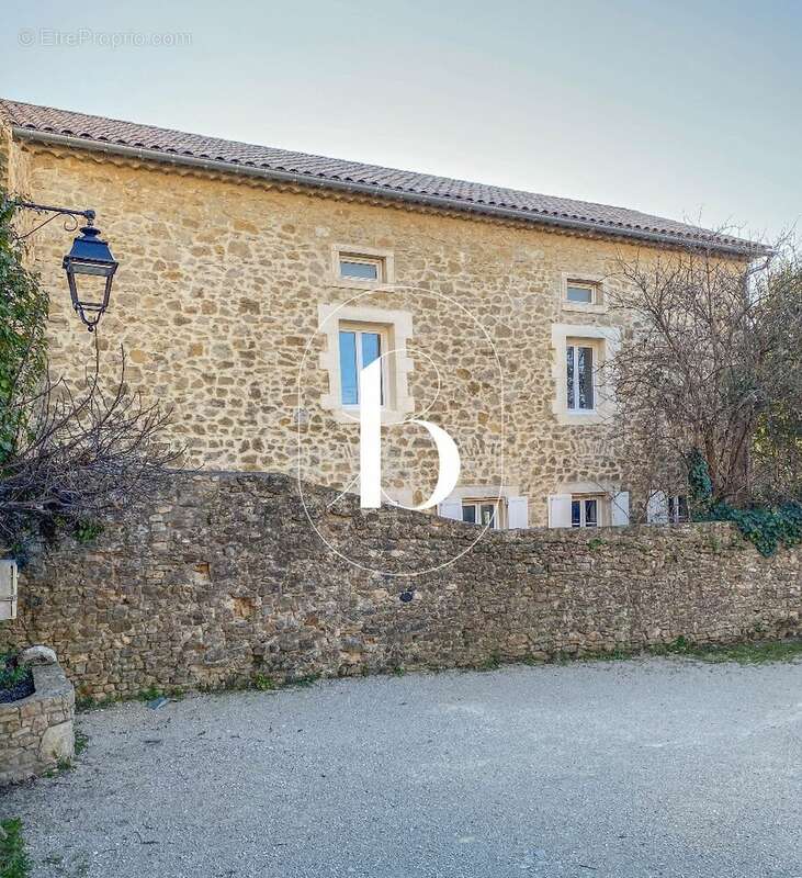 Maison à SALAVAS