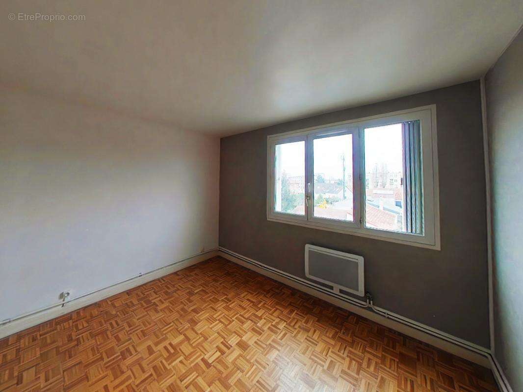 Appartement à VITRY-SUR-SEINE