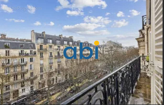 Appartement à PARIS-9E