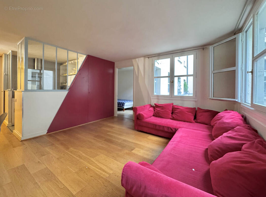 Appartement à PARIS-4E