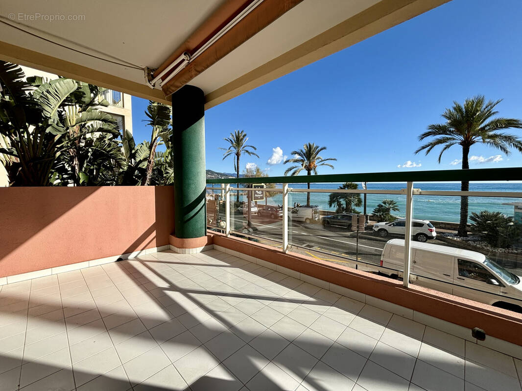 Appartement à ROQUEBRUNE-CAP-MARTIN