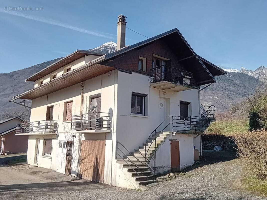 Appartement à LA CHAMBRE