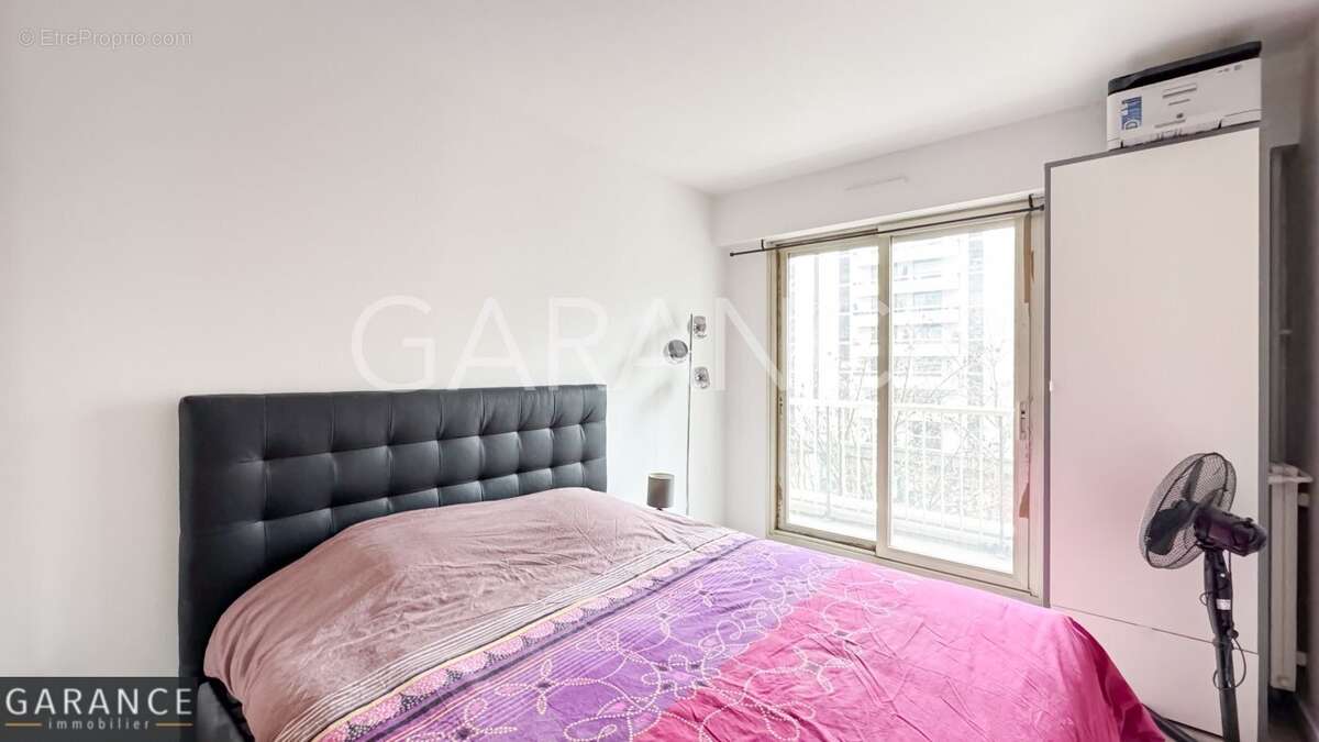 Appartement à PARIS-14E