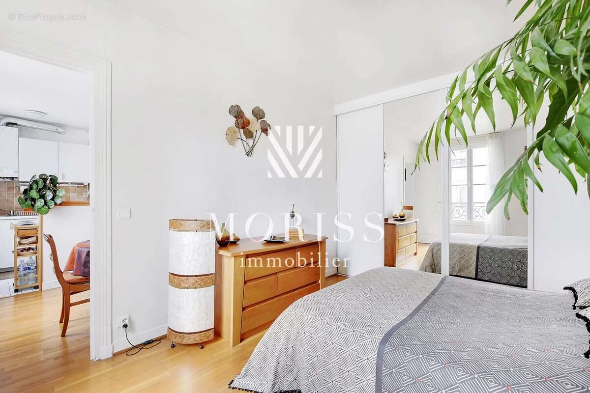 Appartement à PARIS-11E