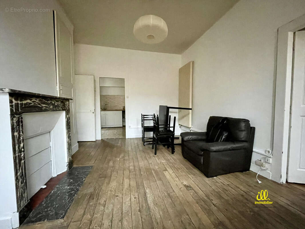 Appartement à CHARLEVILLE-MEZIERES