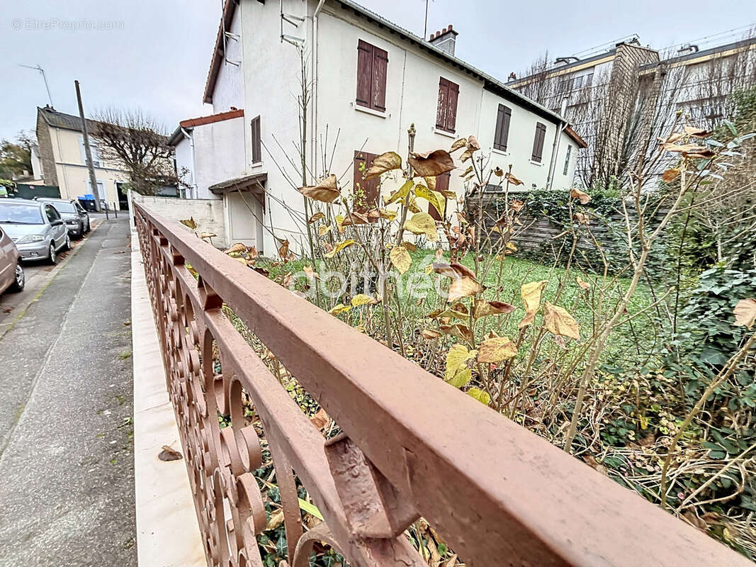 Maison à CHOISY-LE-ROI