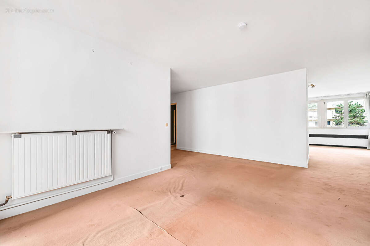 Appartement à PARIS-20E