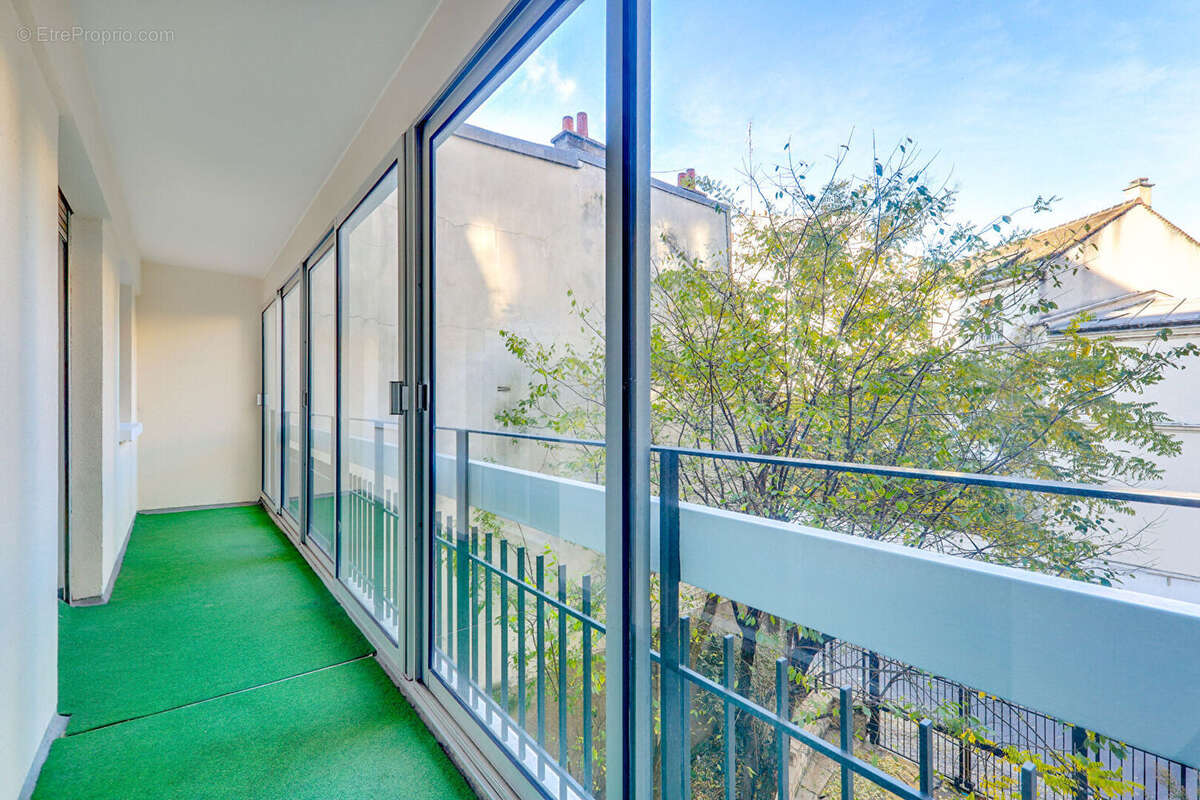 Appartement à PARIS-20E