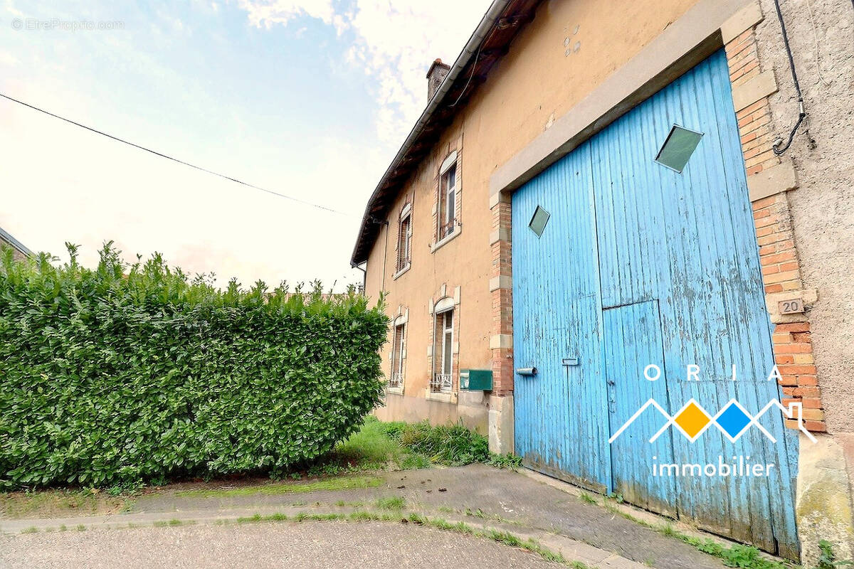 Maison à BOUXIERES-AUX-CHENES