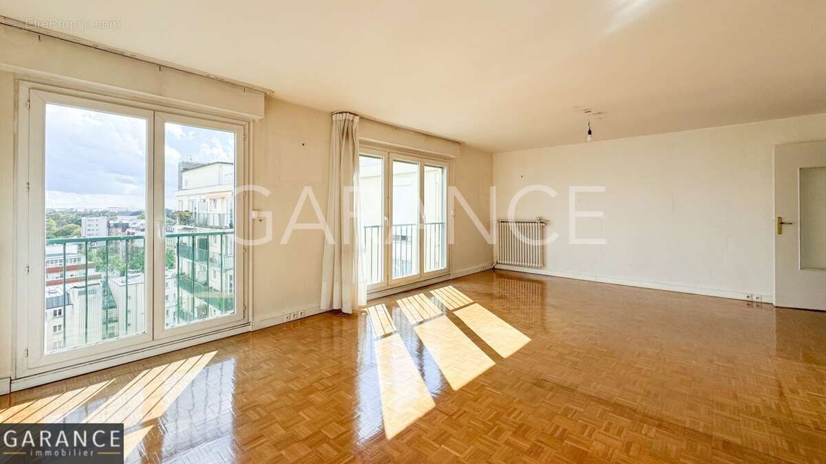 Appartement à PARIS-12E