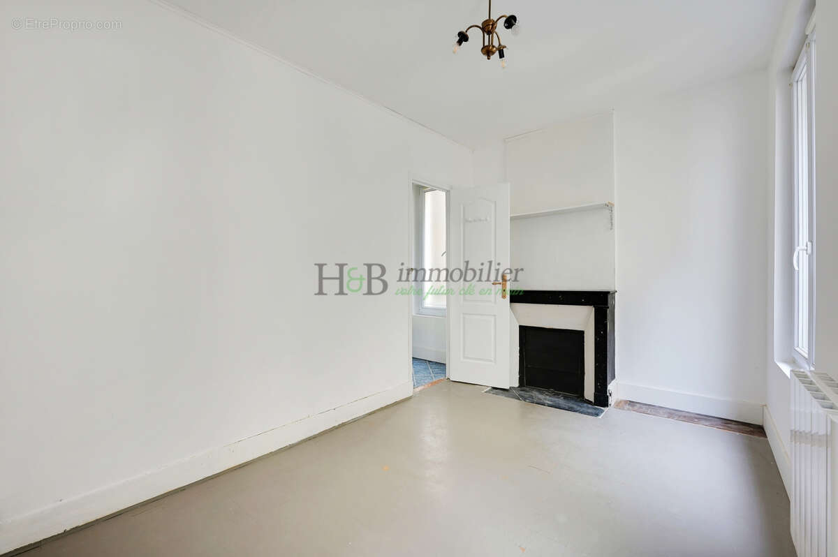 Appartement à PARIS-12E