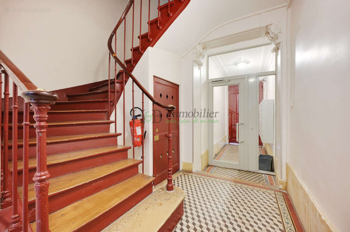 Appartement à PARIS-12E