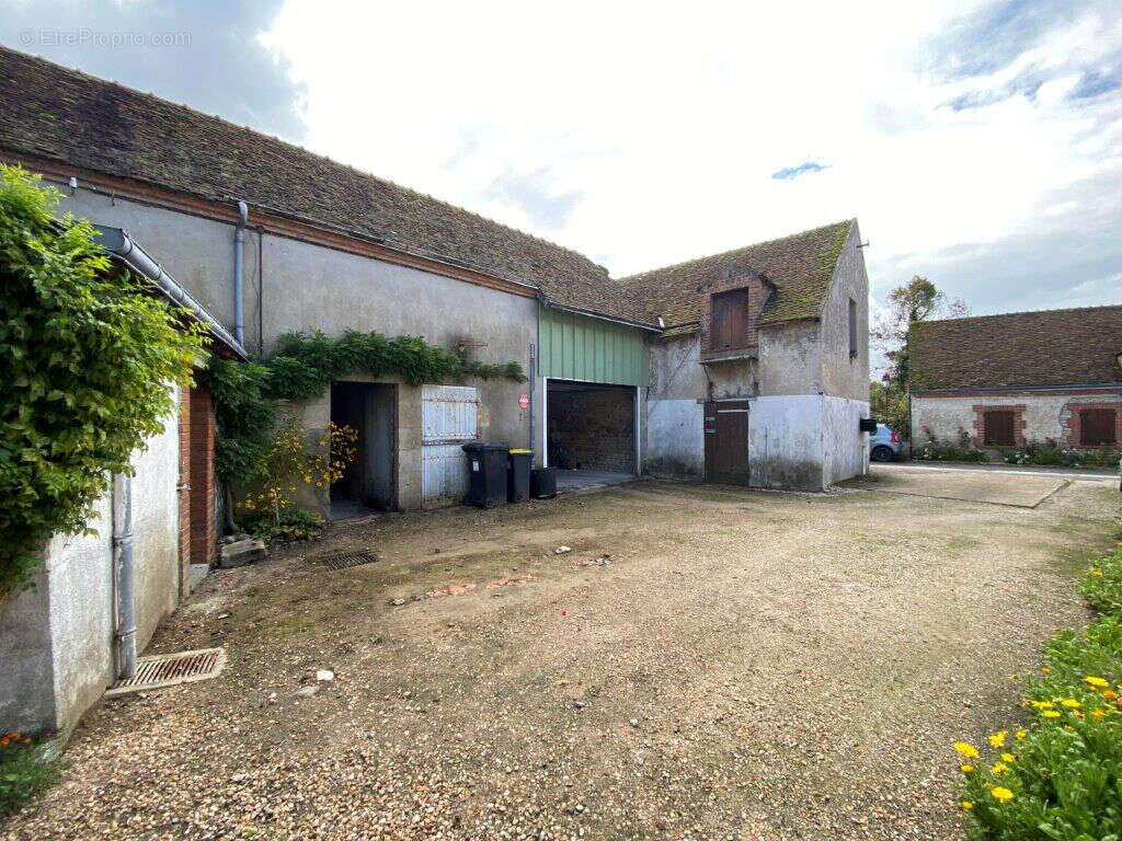 Maison à NEUVILLE-AUX-BOIS