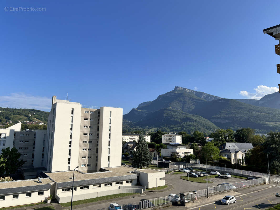 Appartement à BASSENS