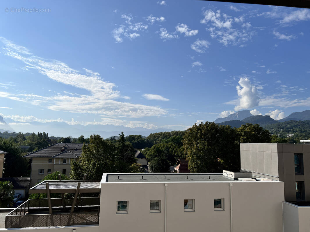 Appartement à BASSENS