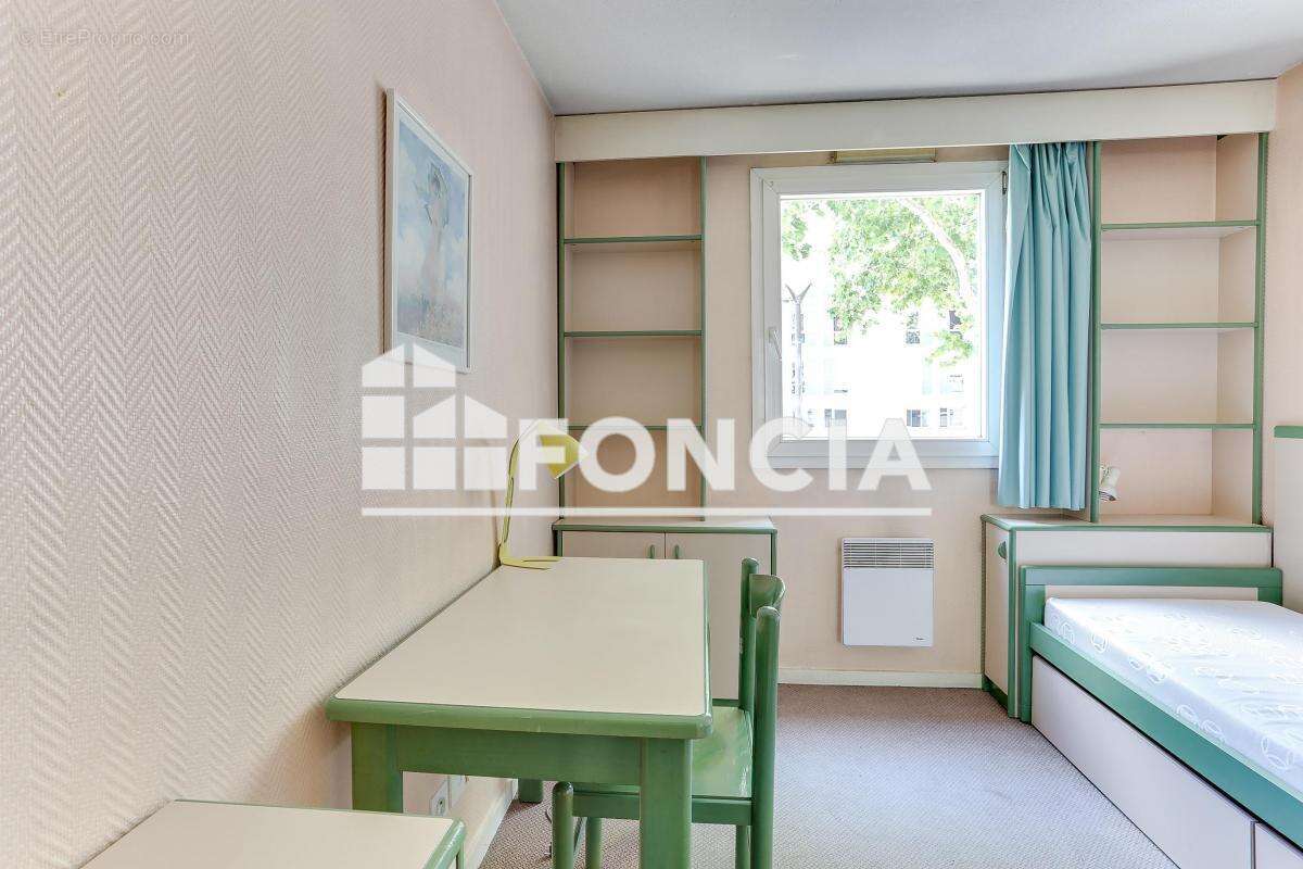 Appartement à LYON-8E