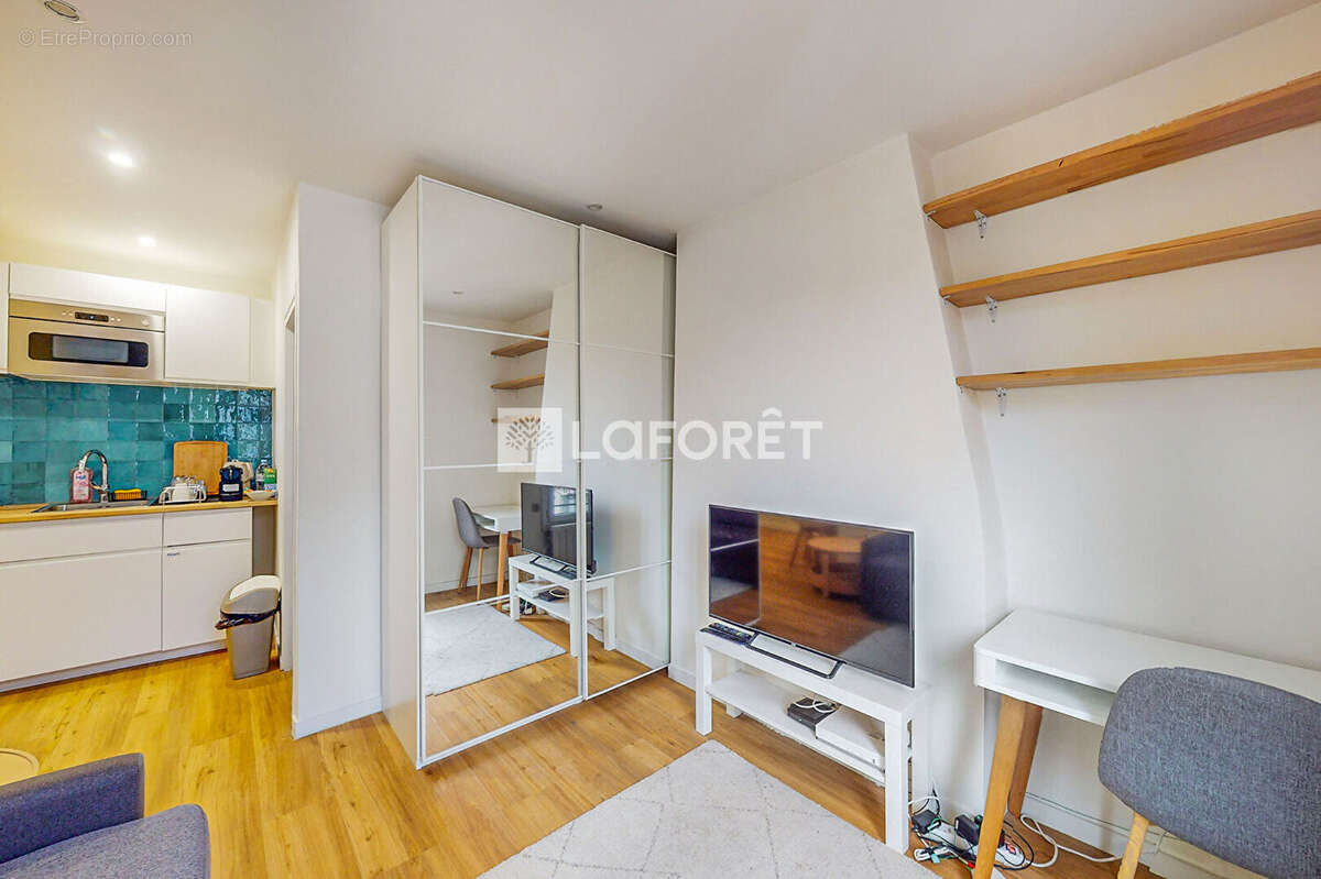 Appartement à PARIS-17E