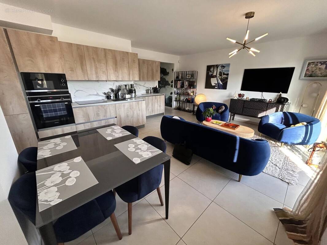 Appartement à MOUGINS