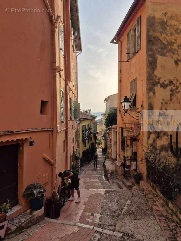 Appartement à MENTON