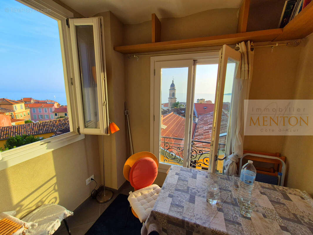 Appartement à MENTON