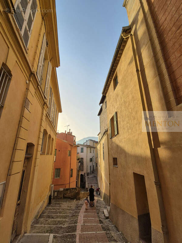 Appartement à MENTON