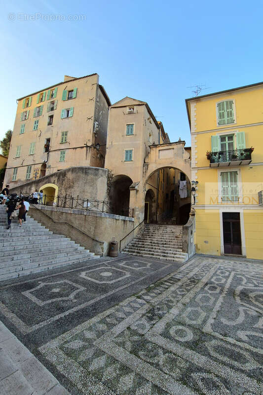 Appartement à MENTON