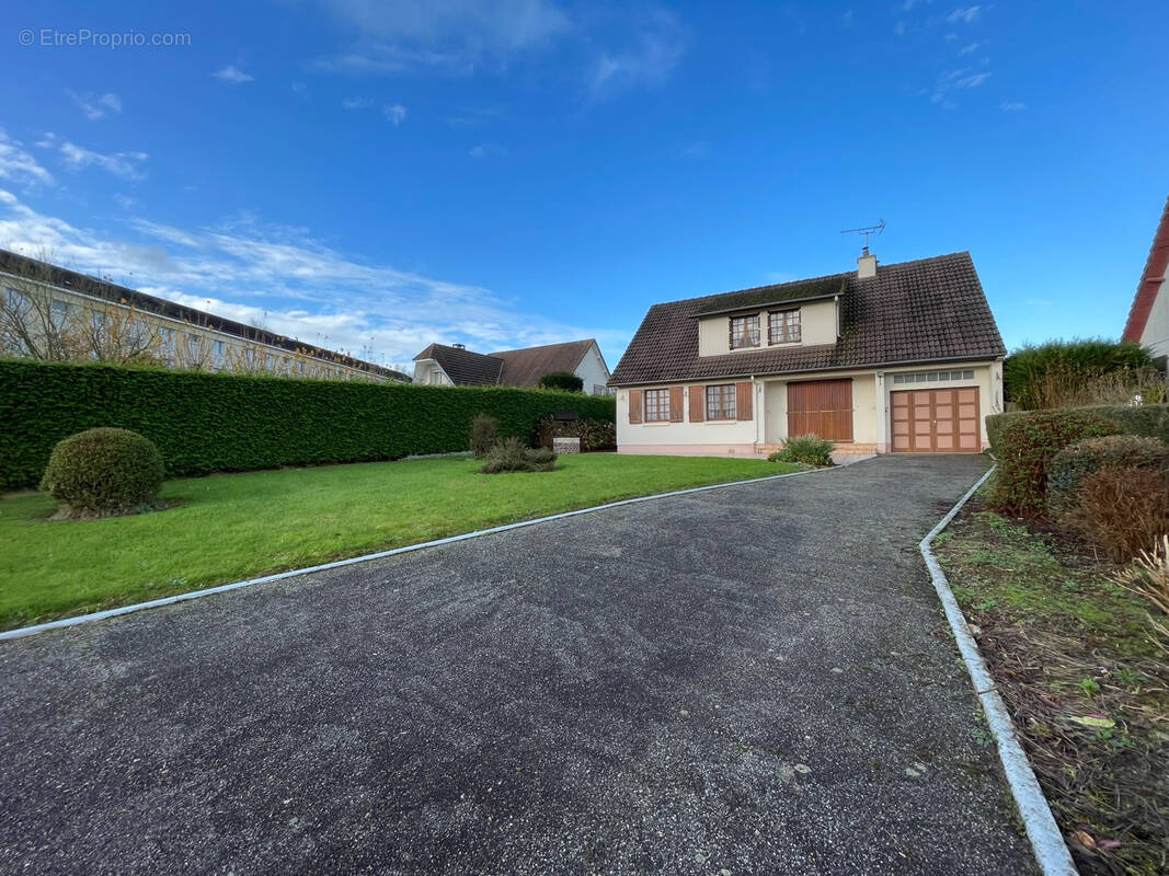 Maison à SAINT-ROMAIN-DE-COLBOSC