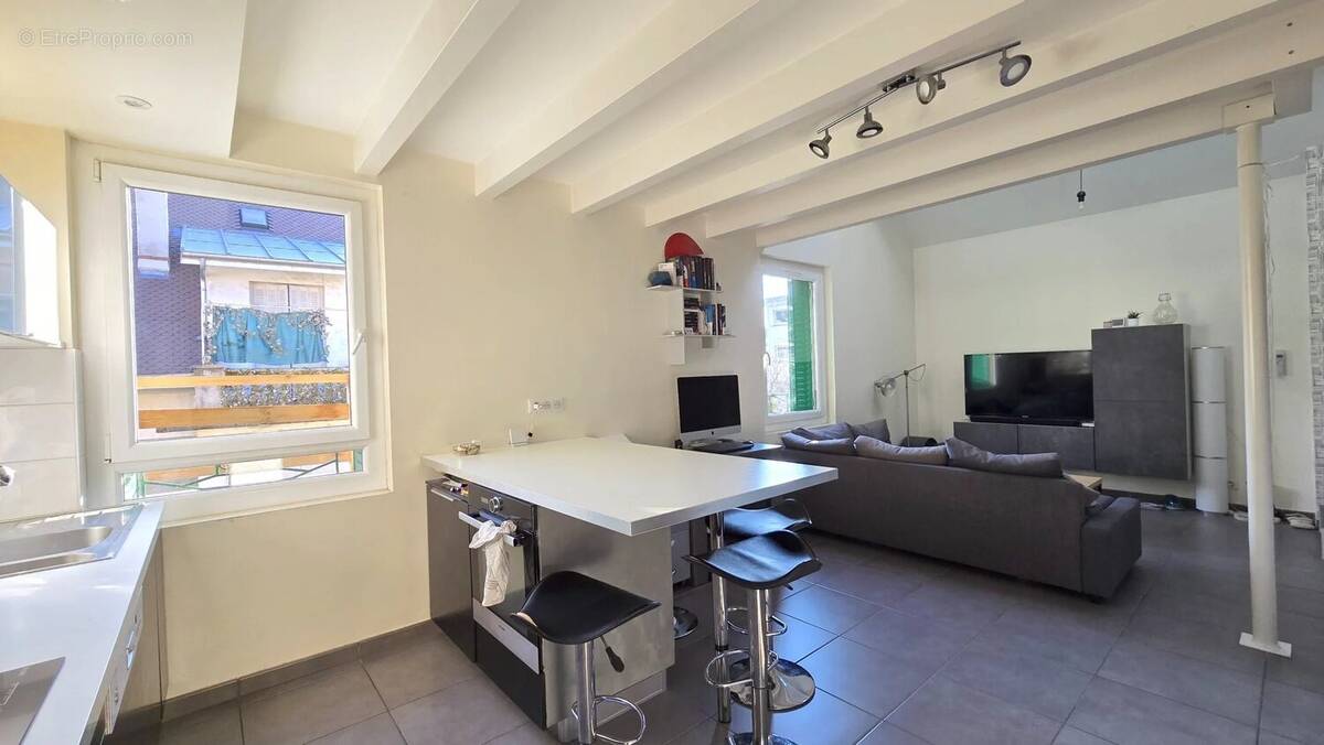 Appartement à AIX-LES-BAINS