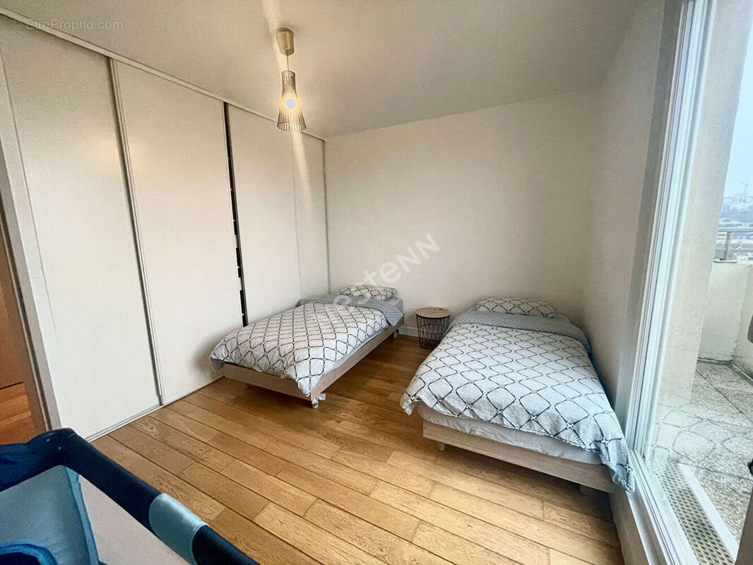 Appartement à ROSNY-SOUS-BOIS