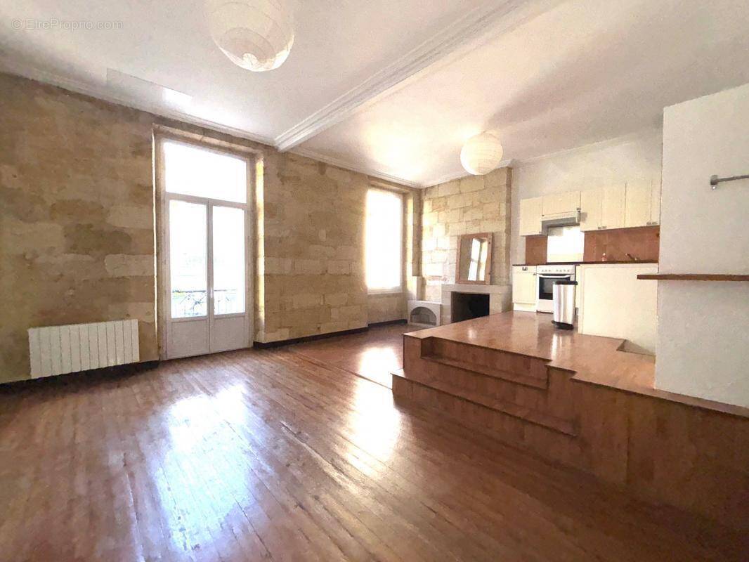 Appartement à BORDEAUX