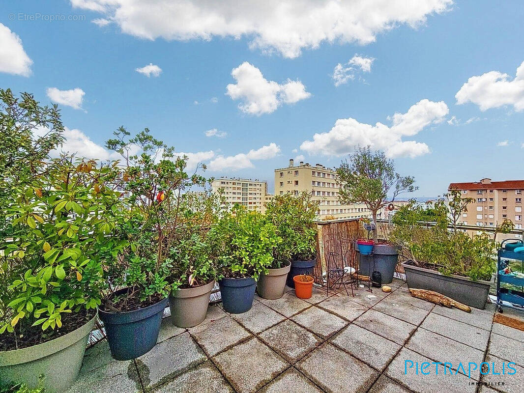 Appartement à VILLEURBANNE