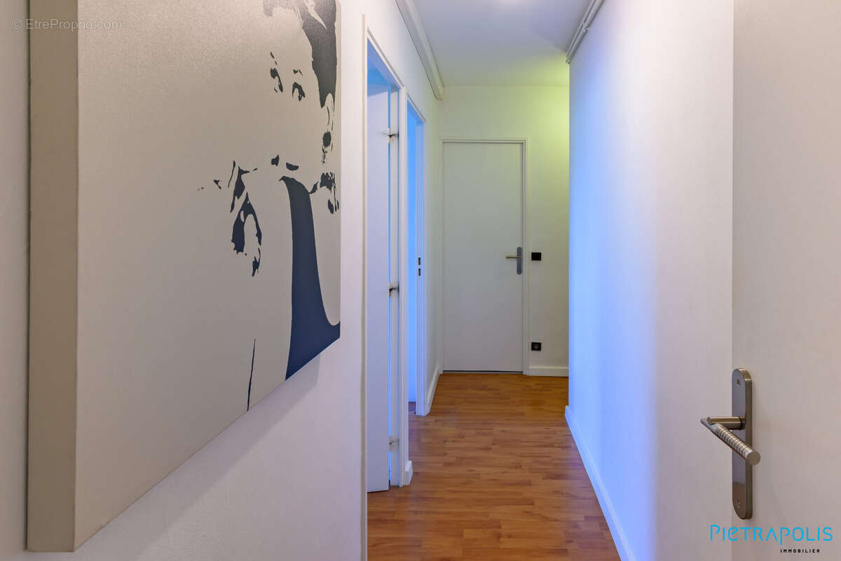 COULOIR - Appartement à LYON-9E