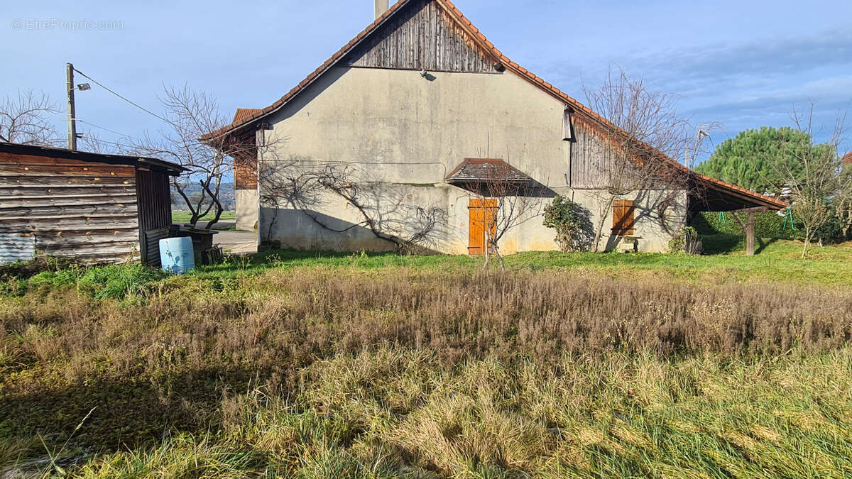 Maison à SAINT-PIERRE-EN-FAUCIGNY