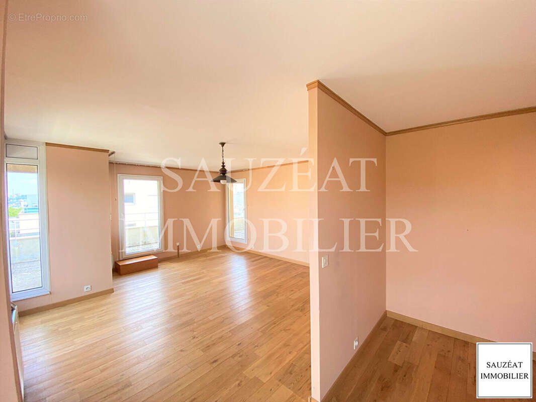 Appartement à BAGNEUX