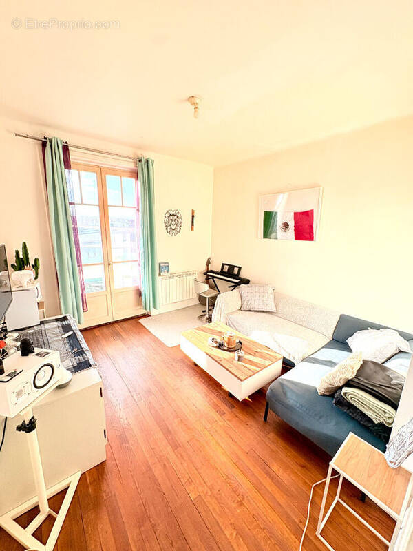 Appartement à LYON-8E