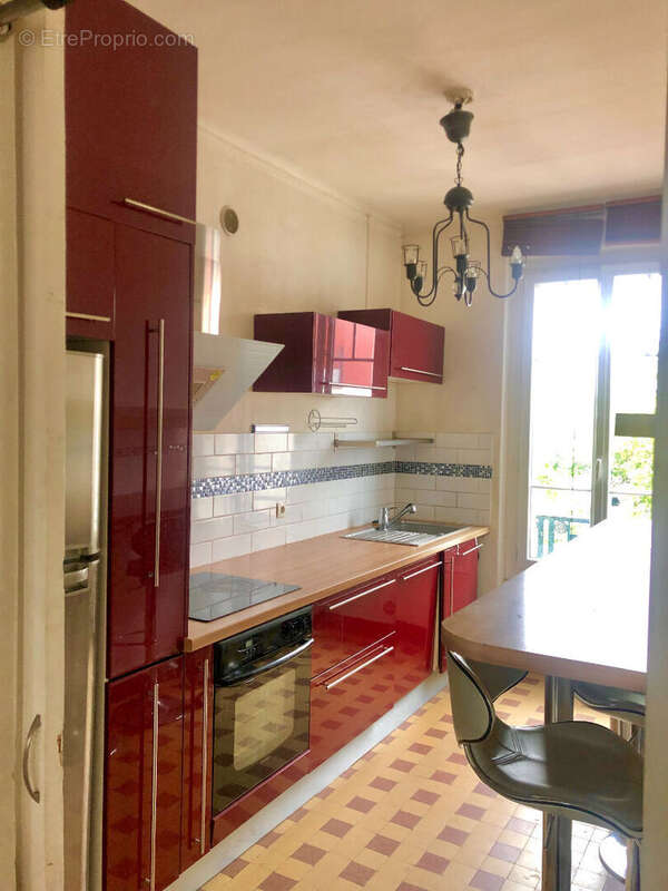 Appartement à LYON-8E