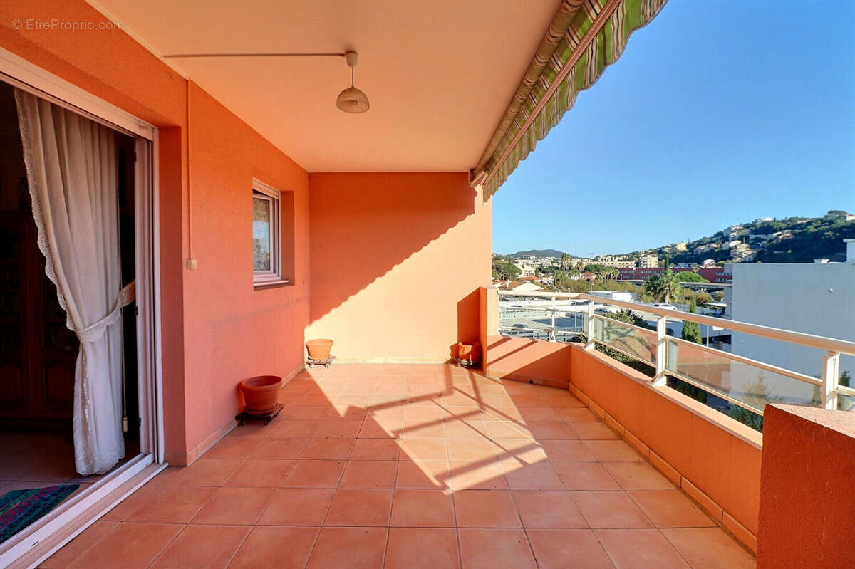 Appartement à SAINT-RAPHAEL