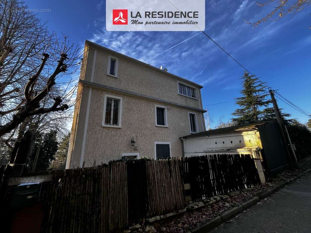 Maison à BOUGIVAL