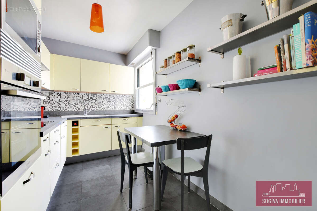 Appartement à PARIS-12E