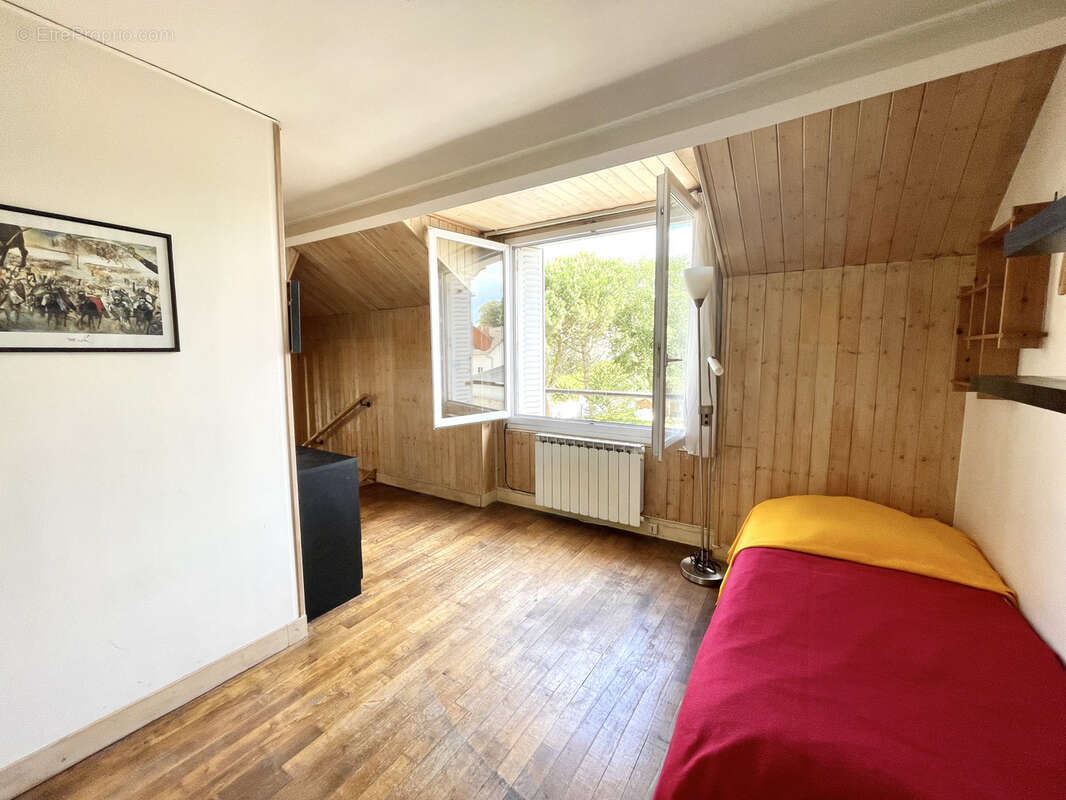 Appartement à MOISSY-CRAMAYEL