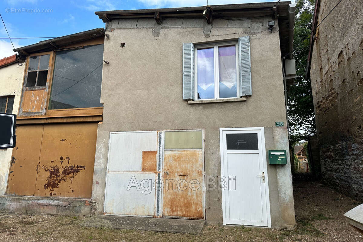 Appartement à CHARLIEU