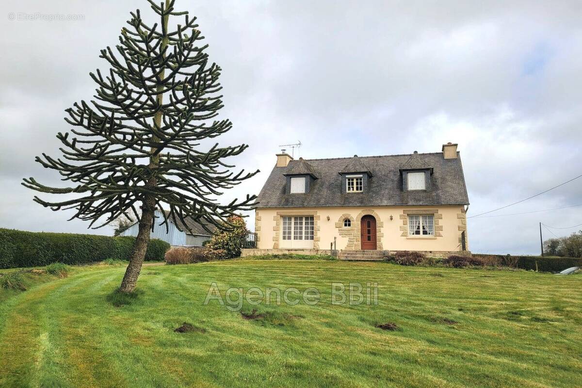 Maison à CANIHUEL