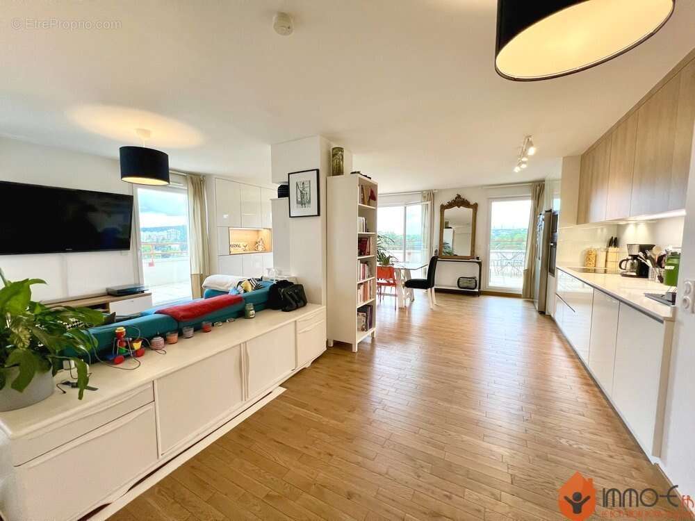 Appartement à NEUILLY-SUR-MARNE