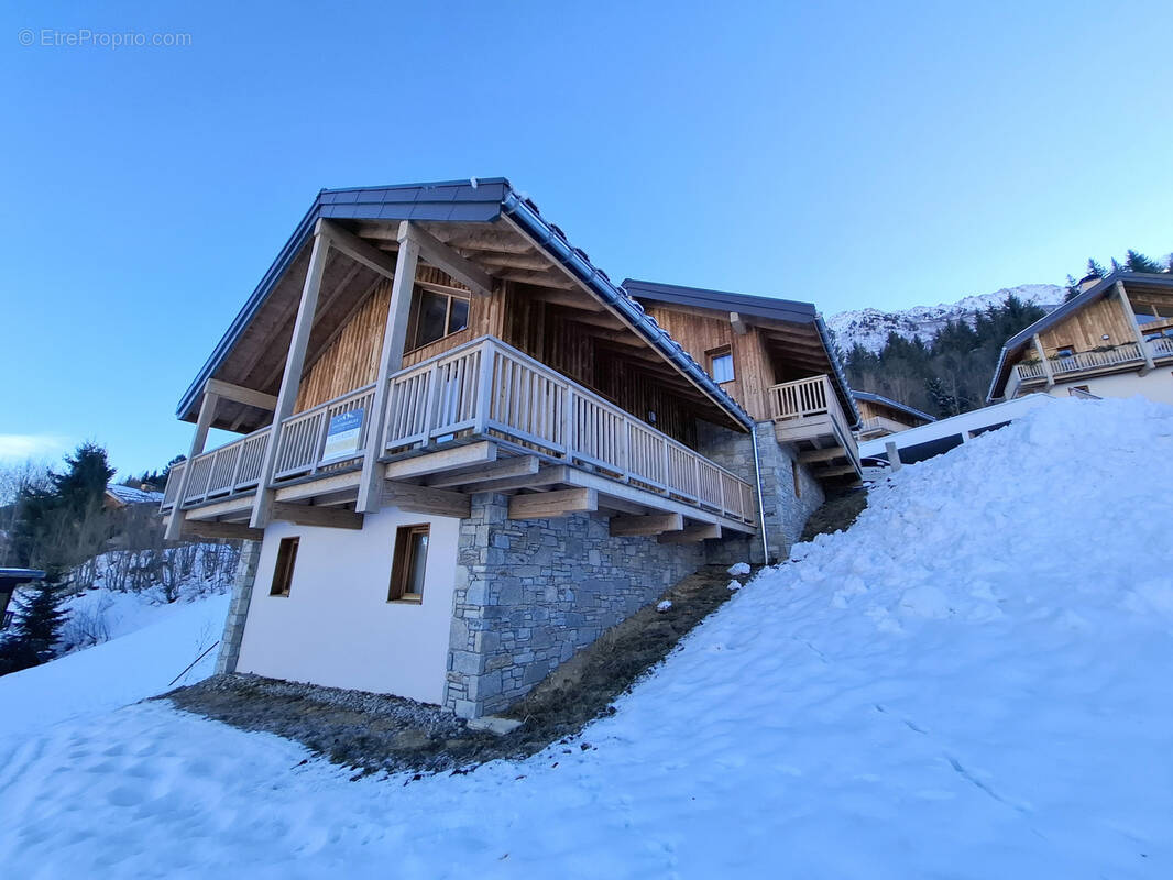 Maison à LES AVANCHERS-VALMOREL